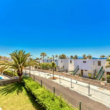 Apartamento Two Bedroom Apartment, Near Playa De Americas, Wifi, Pool *