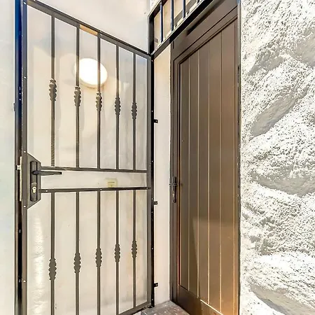 Apartamento Two Bedroom Apartment, Near Playa De Americas, Wifi, Pool *