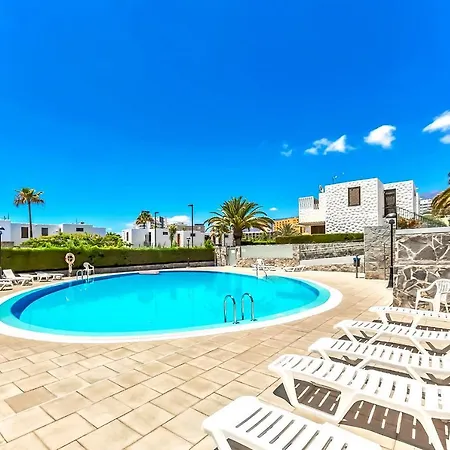 Two Bedroom Apartment, Near Playa De Americas, Wifi, Pool *
