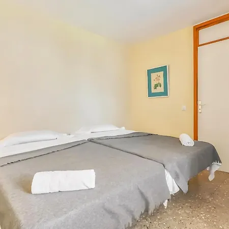 Two Bedroom Apartment, Near Playa De Americas, Wifi, Pool Apartment Playa de las Americas (Tenerife)