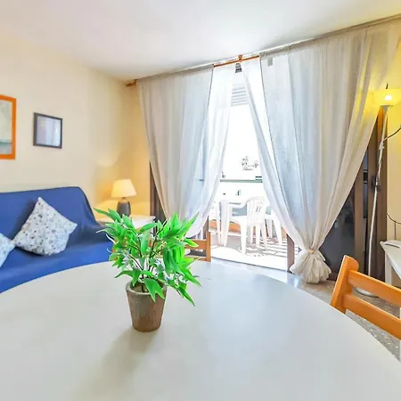 Two Bedroom Apartment, Near Playa De Americas, Wifi, Pool